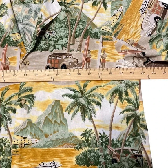 🌴 RJC Hawaiian men’s button down shirt size Medium 🌴
BIN #9 - Picture 5 of 5